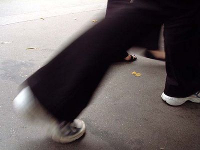 Feet blurred 3